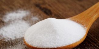 5 công thức trị mụn đầu đen hiệu quả với bột baking soda