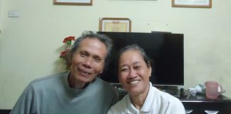 Vợ chồng tỉ phú bị nhầm là… ăn mày