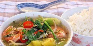 Những sai lầm ở cách ăn chan canh với cơm 2