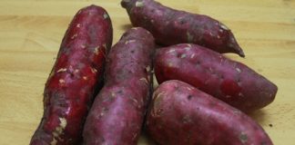 Nướng khoai bằng lò vi sóng phải đúng cách mới ngon!