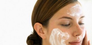 sai lầm khi rửa mặt buổi tối 