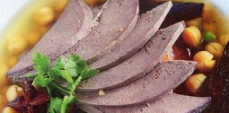 Ăn gan lợn nấu trứng gà thích hợp cho các quý ông bị “yếu”.