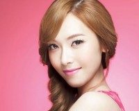 Làm môi hồng đơn giản với 1 phút mỗi ngày