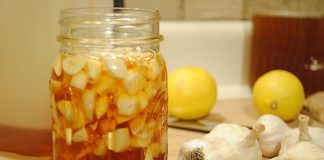 trị mụn trứng cá