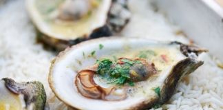 7 loại thực phẩm cho tóc dày và bóng mượt