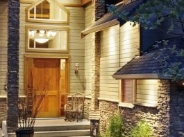 Cửa ra vào nhà bạn đã đúng phong thủy chưa?