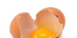 tẩy trang trong mùa hè