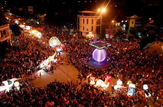 Báo Anh nói về “7 lễ hội ấn tượng nhất của Việt Nam”