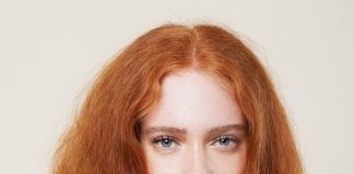 3 cách tạo kiểu đơn giản mà sang trọng cho những nàng tóc xù tự nhiên