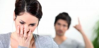 ngoại tình, vợ chồng, ly hôn, mặc váy ngắn