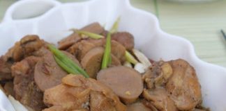 cách làm thịt gà kho nấm