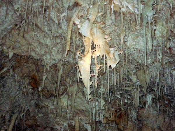 Khám phá 23 hang động kỳ vĩ nhất hành tinh (P.2) - 7