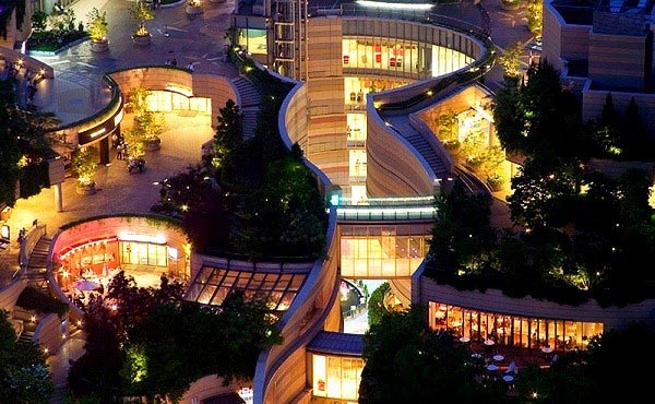 Kỳ lạ công viên trên nóc nhà ở Nhật Bản