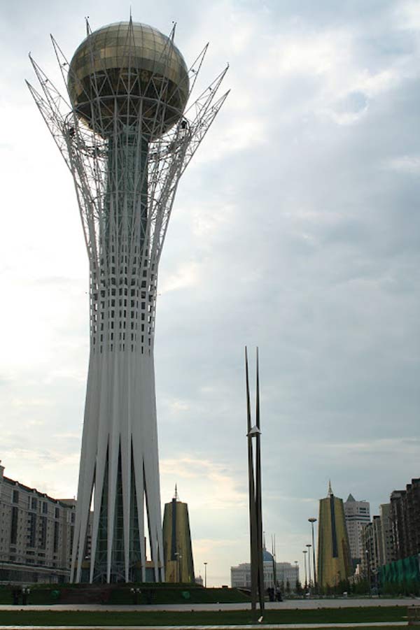 Ngỡ ngàng lạc bước thủ đô Astana - 2