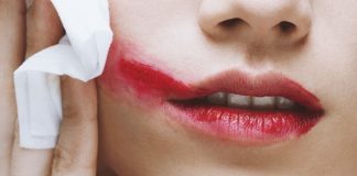 Sử dụng khăn ướt không đúng cách gây hại sức khỏe1