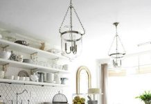 Căn bếp tinh tế với sắc trắng