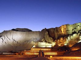 Hướng dẫn 5 điểm du lịch hấp dẫn nhất năm 2011  - 1