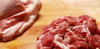 Đổi gió với món bê xào dọc mùng thanh mát cực lạ miệng - 1