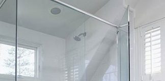 Hướng dẫn cách xoay xở trong nhà tắm chật  - 1