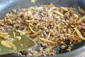 Hướng dẫn làm món bắp cải xào thịt bò kiểu Thái - 5