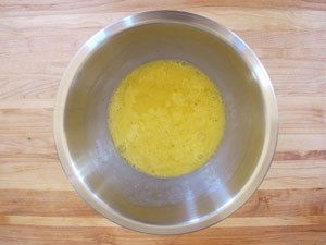 Cách làm trứng tráng phô mai mix nấm cực ngon miệng - 1