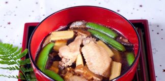 Súp miso nấu thịt gà 