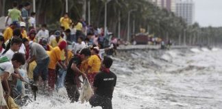 Các bước cần thiết để sống sót trong siêu bão