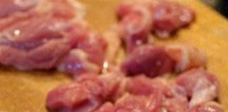 Cách chế biến cơm gà kiểu Nhật - 1