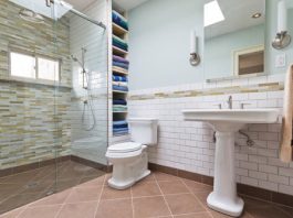 5 sai lầm ngớ ngẩn 'giết chết' phòng tắm - 3