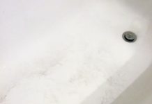 Mẹo hay giúp cọ sạch bồn tắm Mẹo hay giúp cọ sạch bồn tắm - 1