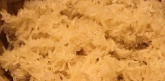 Cuối tuần làm xôi chiên kẹp thịt giòn ngon  - 1