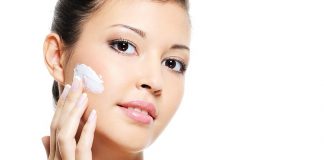 sử dụng kem dưỡng 