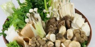 Hướng dẫn cách làm lẩu nấm chay cho rằm tháng giêng - 1