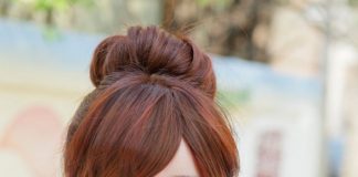 Cách búi tóc củ tỏi cực nhanh cho bạn long lanh đón Tết 1