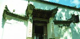 Lên cao nguyên đá trải nghiệm bão táp 