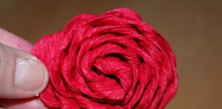 Làm hoa từ giấy nhún cho góc học tập thêm yêu - 1