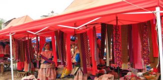 Đậm đà bản sắc chợ phiên Bắc Hà - 1