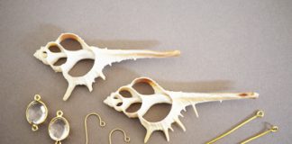 cach_lam_khuyen_tai_handmade_tu_vo_so_mang_dam_chat_bien_0