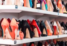 lam-sach-do-dac-bang-ban-chai-danh-rang-1