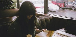 Mở khóa những tiềm ẩn khó khăn khi đi du học