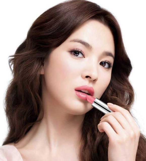 Các kiểu tóc đẹp nhất giúp Song Hye Kyo càng thêm xinh đẹp - 6