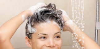 Cách gội đầu không cần dầu gội - 1