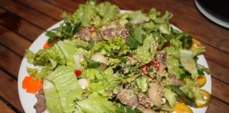 Hướng dẫn làm gỏi cà pháo thịt bò lạ miệng