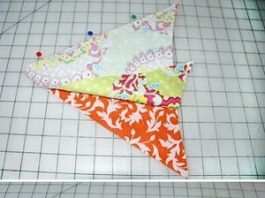 Khéo tay may gối dựa hình lục giác đầy màu sắc - 1