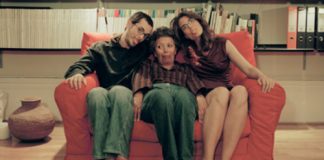 Làm sao sống dung hòa với mẹ chồng? - 1