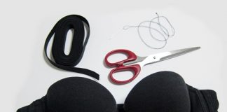 Chế áo nịt ngực gợi cảm - 1