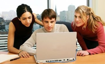 Học trực tuyến và di động là xu hướng của du học sinh? - 1