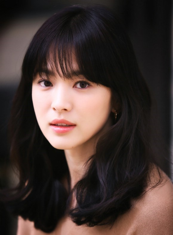 Các kiểu tóc đẹp nhất giúp Song Hye Kyo càng thêm xinh đẹp - 8