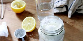 Hé lộ công thức lau kính sạch khó tin - 1