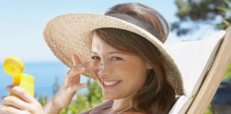 Hướng dẫn cách khắc phục vùng da bị cháy nắng - 1